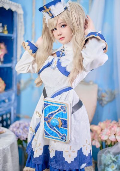 欧美摸胸视频_蓝光高清免费观看
