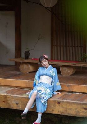 欧美情趣泳装秀视频_在线观看免费电影