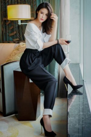 成人啬微之恋的相关视频_1080P高清完整版播放