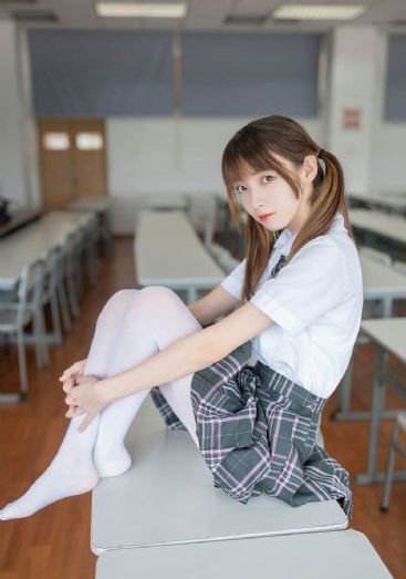 欧美一区二区三区婷婷五月_720完整在线观看
